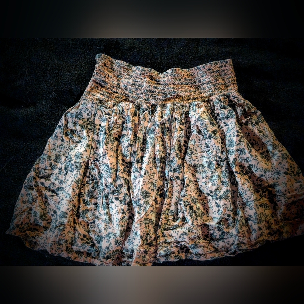 Aeropostale pink floral mini skirt